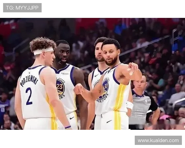 焦点之战湖人逆转勇士全场高能表现引爆全球球迷热议风暴狂潮来袭 焦点之战湖人逆转勇士全场高能表现引爆全球球迷热议风暴狂潮来袭